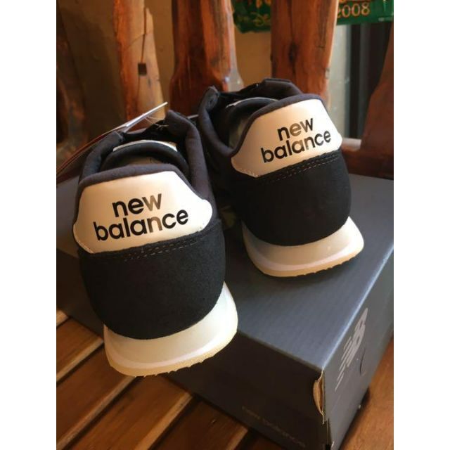 New Balance(ニューバランス)の完売しました。。。✨23cm✨激レア・全国完売✨ニューバランス WL220✨黒白 レディースの靴/シューズ(スニーカー)の商品写真