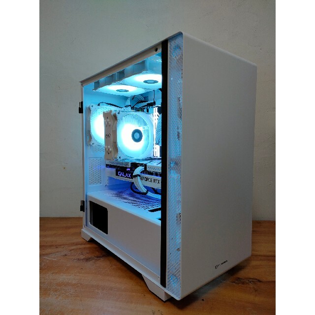 自作PC 白いゲーミングPC Rtx3060