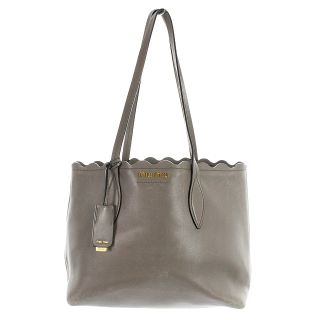 MIU MIU(トートバッグ ・ グレー/灰色系)のフリマアイテム一覧 MIU MIU(トートバッグ ・ グレー/灰色系)のフリマアイテム一覧
