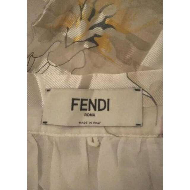 FENDI(フェンディ)のFENDIスカート新品未使用｡FENDIハンガー.DIORカバー(6月中の出品) レディースのスカート(ロングスカート)の商品写真