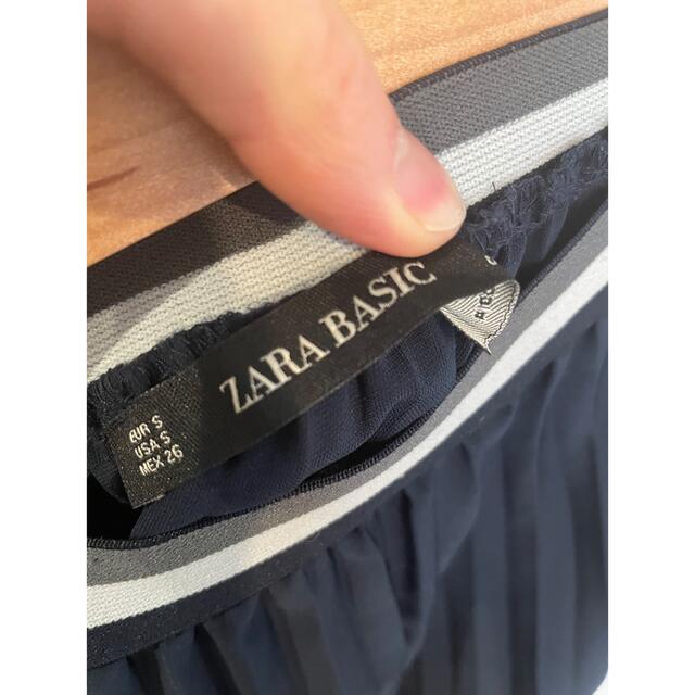 ZARA(ザラ)の【美品】ZARA BASIC プリーツレーススカート　ウエストゴム レディースのスカート(ひざ丈スカート)の商品写真