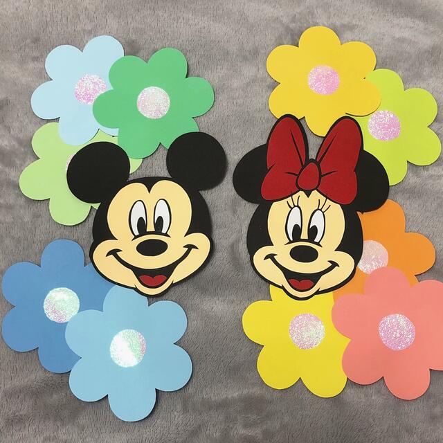 Disney(ディズニー)の壁面☆飾り☆ディズニー☆ミッキー☆ミニー☆お花☆フラワー ハンドメイドの素材/材料(型紙/パターン)の商品写真