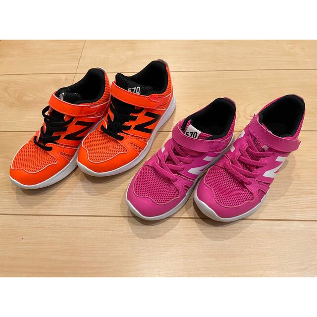 New Balance(ニューバランス)の靴　19cm まとめ売り キッズ/ベビー/マタニティのキッズ靴/シューズ(15cm~)(スニーカー)の商品写真