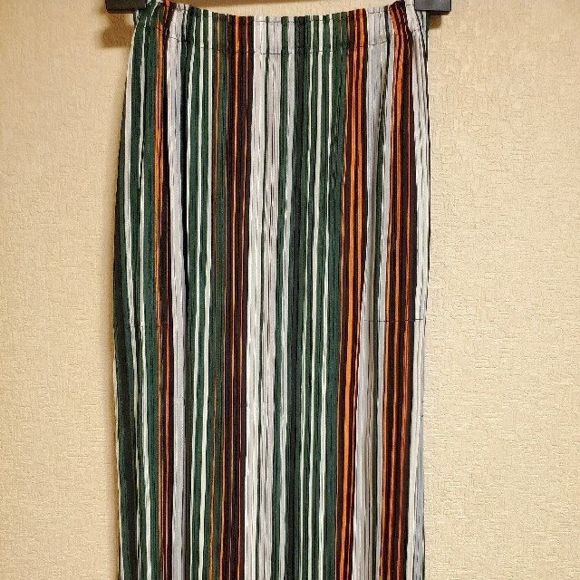 PLEATS PLEASE ストライプロングスカート