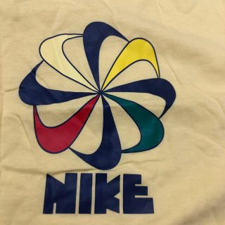 ナイキ(NIKE)のNIKE tシャツ　風車(Tシャツ/カットソー(半袖/袖なし))