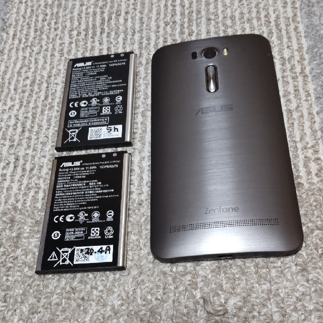 スマートフォン Zenfone2 ZE601KL スマホ/家電/カメラのスマートフォン/携帯電話(スマートフォン本体)の商品写真