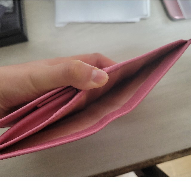PRADA(プラダ)のPRADA　2つ折り財布 レディースのファッション小物(財布)の商品写真