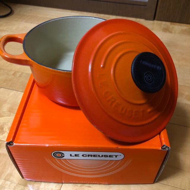 LE CREUSET(ルクルーゼ)のル・クルーゼ　ココットロンド　１４㎝ インテリア/住まい/日用品のキッチン/食器(鍋/フライパン)の商品写真