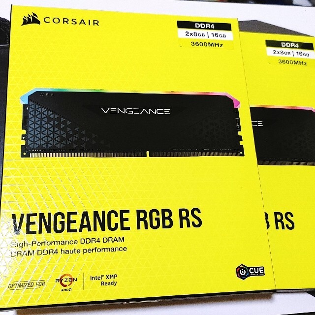 CORSAIR DDR4-3600 32GBメモリー 8GBx4 RGB RS - PCパーツ