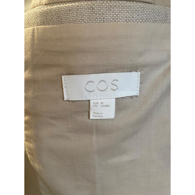 COS(コス)のCOSジャケット レディースのジャケット/アウター(テーラードジャケット)の商品写真