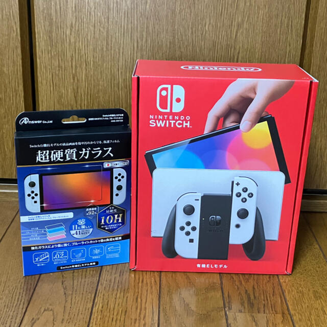 Nintendo Switch 有機ELモデルホワイト　保護フィルム付き