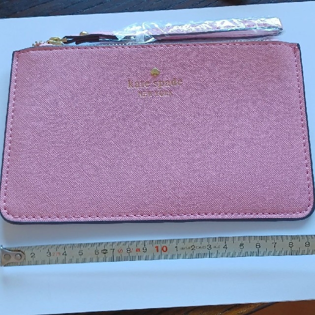 kate spade new york(ケイトスペードニューヨーク)の【新品】Kate Spade　ポーチ　通帳ケース レディースのファッション小物(ポーチ)の商品写真