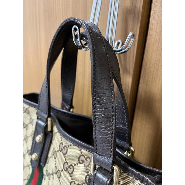 Gucci(グッチ)のGUCCIグッチ　チャーム付きミニトートバッグ　GG柄 レディースのバッグ(トートバッグ)の商品写真