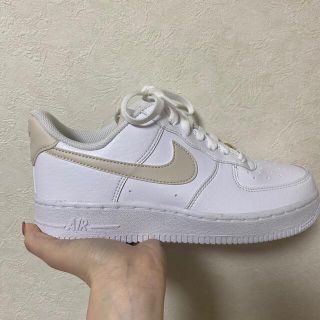 ナイキ(NIKE)のナイキ エアフォース1 ベージュ スニーカー(スニーカー)