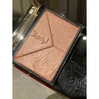 イヴサンローランボーテ(Yves Saint Laurent Beaute)のハイライタークチュール　3(フェイスカラー)