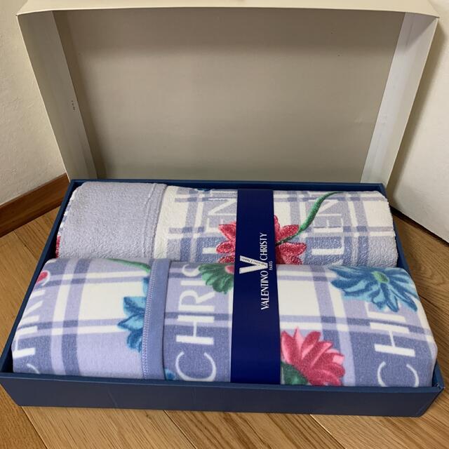 西川(ニシカワ)の【フレンチブルさま専用】タオルケット4点+毛布1点 キッズ/ベビー/マタニティの寝具/家具(タオルケット)の商品写真