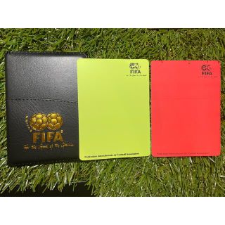 アディダス(adidas)の(汚れあり) サッカー レフェリー FIFA 警告カード カードホルダー(記念品/関連グッズ)