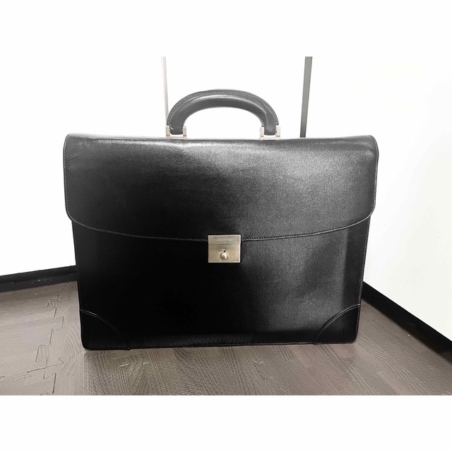 正規品】Valextra 高級 メンズ ビジネスバッグ 【予約中!】 www