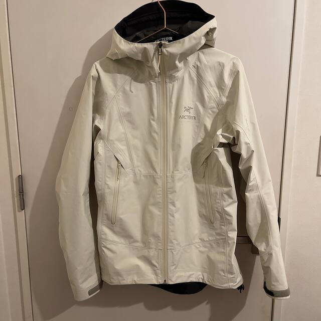 ARC'TERYX(アークテリクス)のアークテリクス/ARC’TERYX シェルジャケット レディースのジャケット/アウター(ナイロンジャケット)の商品写真