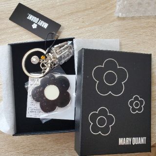 マリークワント(MARY QUANT)の本日最終値下げ新品♪タグ付MARYQUANTBIG♡デイジー2 キーケース(キーケース)