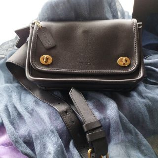 コーチ(COACH)の美品ヴィンテージ　オールドコーチ　ボディバッグ(ボディバッグ/ウエストポーチ)