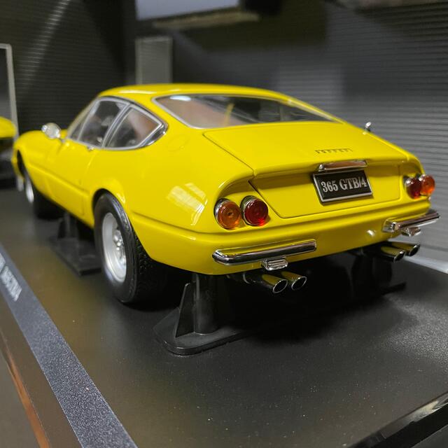 パッケージ ヤフオク! - 京商 1/18 フェラーリ 365GTB/4 デイトナ