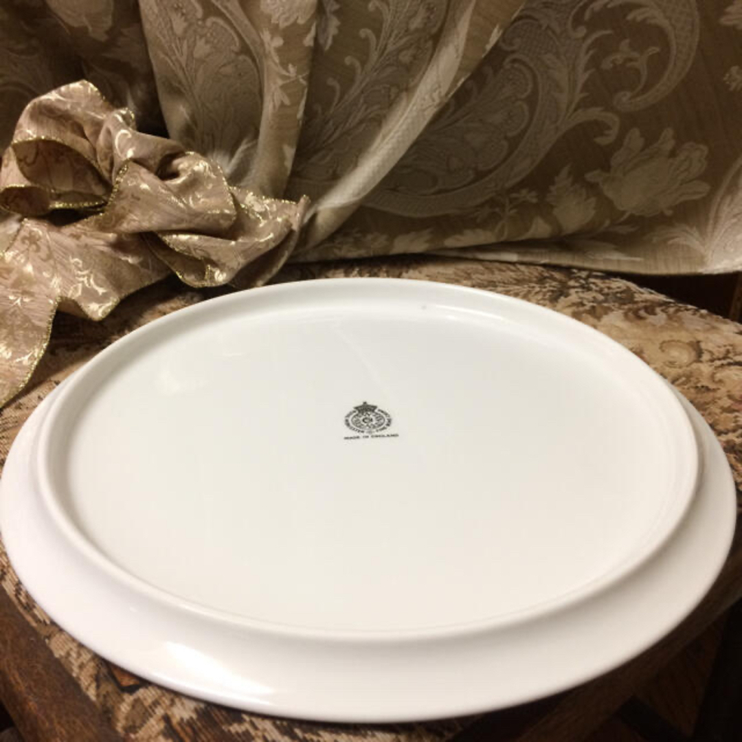 英国製 ROYALWORCESTER ボタニカル 祝福の花束 ガトープラター 英国製 ROYALWORCESTER ボタニカル 祝福の花束 ガトープラター