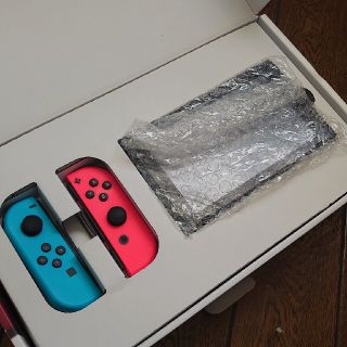 ニンテンドースイッチ(Nintendo Switch)のニンテンドースイッチ 本体(家庭用ゲーム機本体)