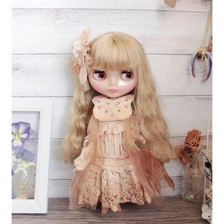 Blythe outfit 紅茶染め　手刺繍模様のつけえりセット (人形)