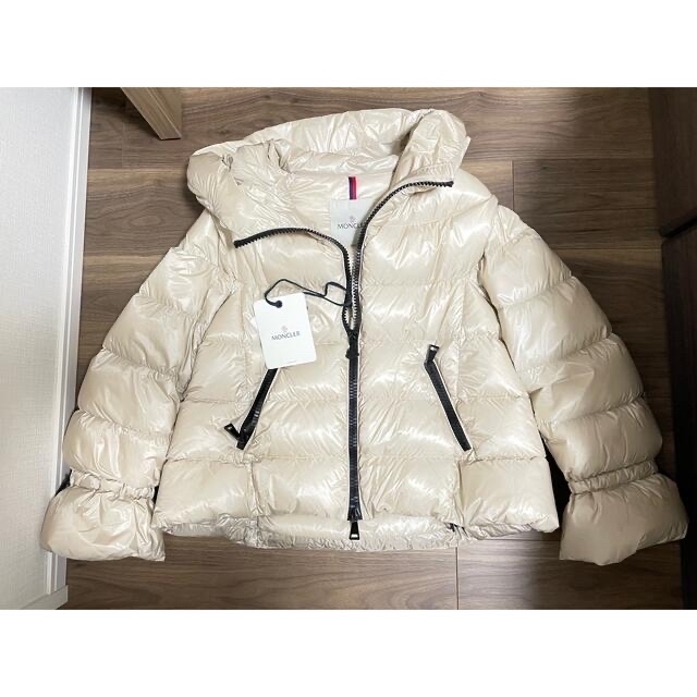 モンクレール　ダウン　MONCLER