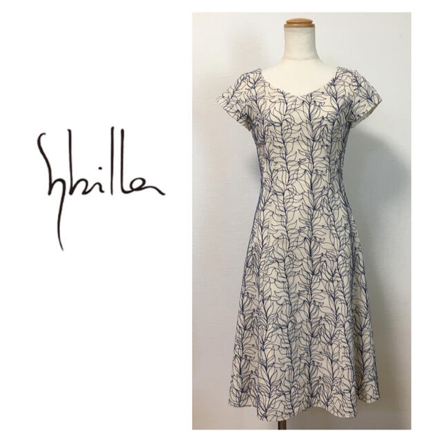 Sybilla(シビラ)のSybilla シビラ  ワンピース　刺繍　難あり　M レディースのワンピース(ひざ丈ワンピース)の商品写真