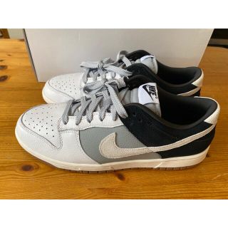 ナイキ(NIKE)の【新品】KAWS風　NIKE DUNK LOW By You(スニーカー)