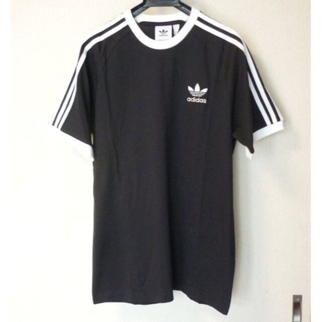 adidas(アディダス)の新品◆(O)(XL)アディダスオリジナルス 黒3ストライプスTシャツ メンズのトップス(Tシャツ/カットソー(半袖/袖なし))の商品写真