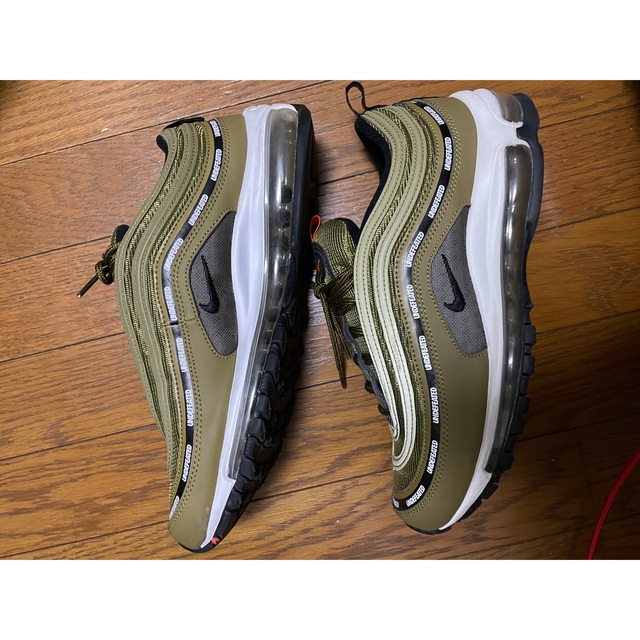 UNDEFEATED(アンディフィーテッド)のUNDEFEATED x NIKE AIR MAX 97 "OLIVE メンズの靴/シューズ(スニーカー)の商品写真