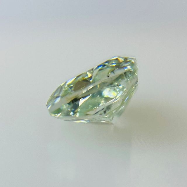 FANCY INTENSE GREEN 0.639ct X/RT0240/CGL レディースのアクセサリー(その他)の商品写真