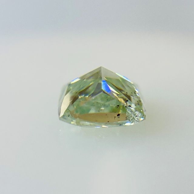 FANCY INTENSE GREEN 0.639ct X/RT0240/CGL レディースのアクセサリー(その他)の商品写真