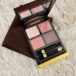 トムフォード(TOM FORD)のTOMFORD アイカラークォード インソレントローズ(アイシャドウ)