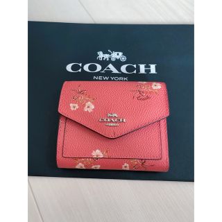 新品未使用 COACH コーチ 三つ折り財布　メタリック　ピンク　バッグ