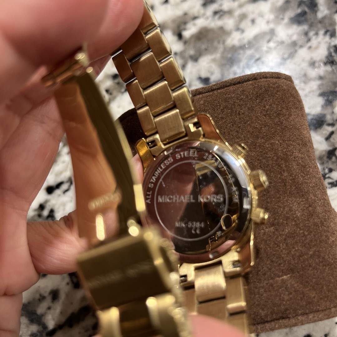 Michael Kors(マイケルコース)の腕時計 マイケルコース　ゴールド  レディース  MICHAEL KORS レディースのファッション小物(腕時計)の商品写真