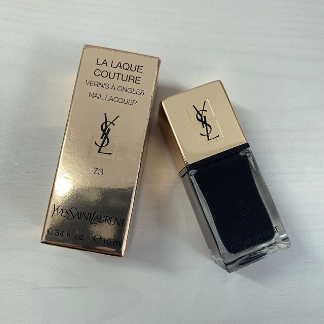 Yves Saint Laurent Beaute(イヴサンローランボーテ)の【美品】イブサンローラン　ネイル　73 コスメ/美容のネイル(マニキュア)の商品写真