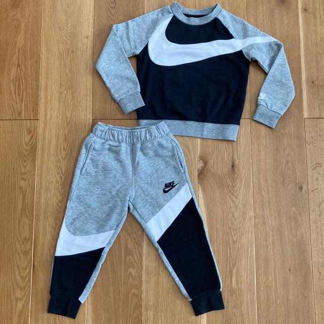 NIKE(ナイキ)のNIKE セットアップ　キッズ キッズ/ベビー/マタニティのキッズ服男の子用(90cm~)(その他)の商品写真