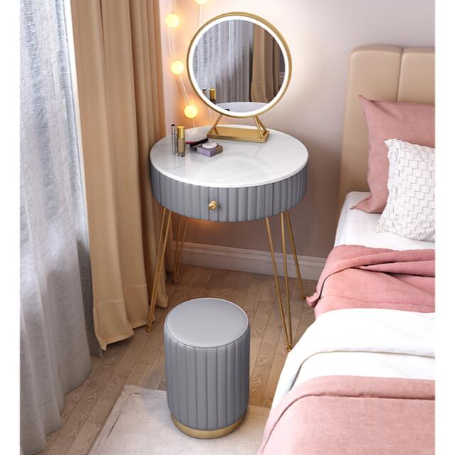 女性大人気　ベージュ　可愛い　円型オシャレドレッサー　LED三段ミラー椅子セット