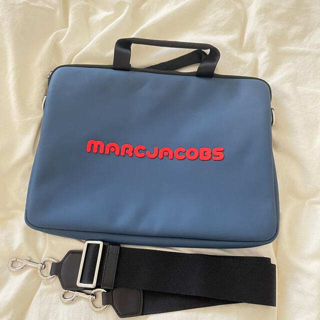 MARC JACOBS - marc jacobs pcケースの通販 by rrr's shop｜マーク ...