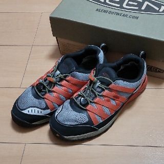 キーン(KEEN)のKEEN 23.5 スニーカー versatrail(スニーカー)