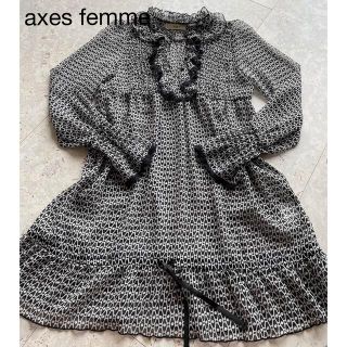 アクシーズファム(axes femme)のaxes femmeのトップス　チュニック　ハイグレード　格安　GW (チュニック)