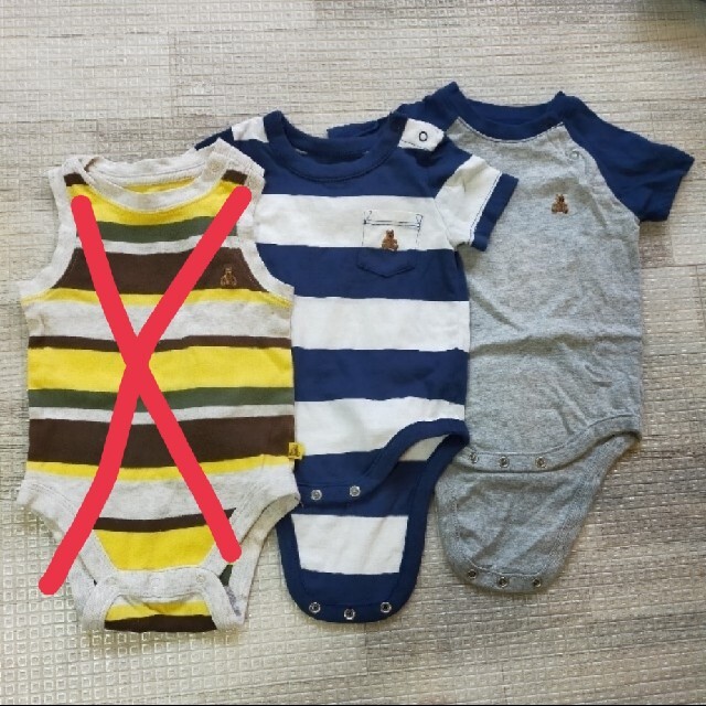 babyGAP(ベビーギャップ)のbabyGAP　70　ロンパース　ボディ肌着 キッズ/ベビー/マタニティのベビー服(~85cm)(ロンパース)の商品写真