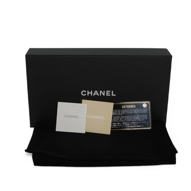 CHANEL(シャネル)のシャネル ロング フラップウォレット ココマーク カメリア レッド A82283 レディースのファッション小物(財布)の商品写真