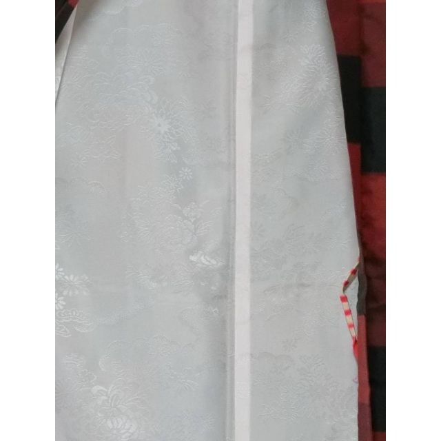 Ａお仕立て上がり正絹大島紬羽織　黒、赤地に市松模様　羽織紐付き レディースの水着/浴衣(着物)の商品写真