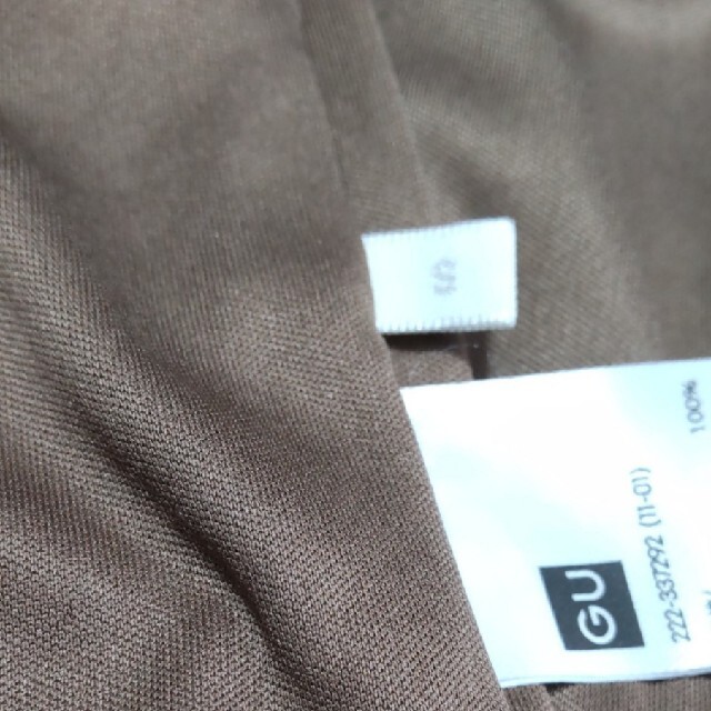 GU(ジーユー)の【GU】ロング プリーツスカート S  ブラウン   丈82cm ウエストゴム レディースのスカート(ロングスカート)の商品写真