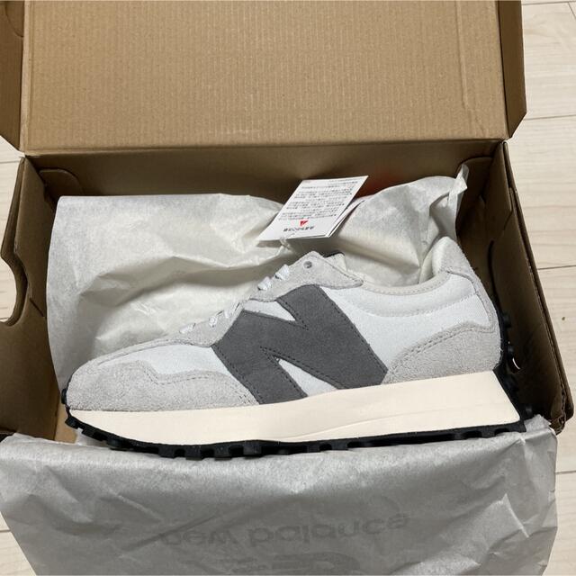 New Balance(ニューバランス)のNew Balance ニューバランス　MS327WE NIMBUS CLOUD レディースの靴/シューズ(スニーカー)の商品写真